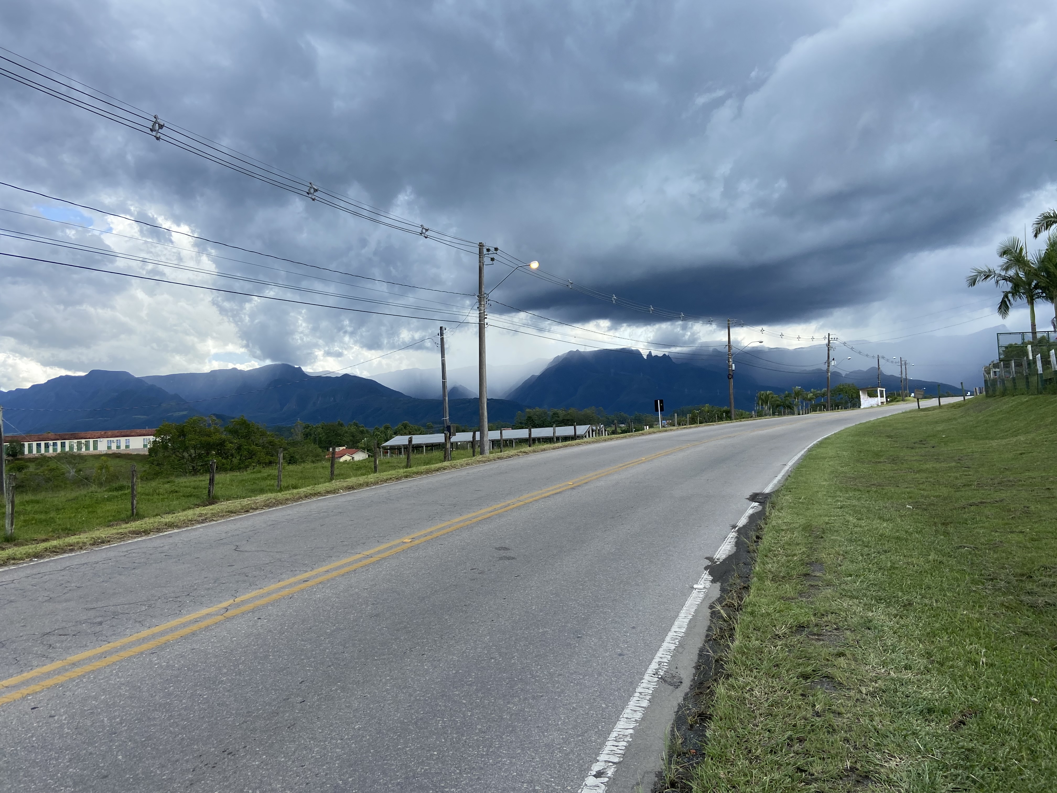 Lauro Muller sentido distrido de Guatá